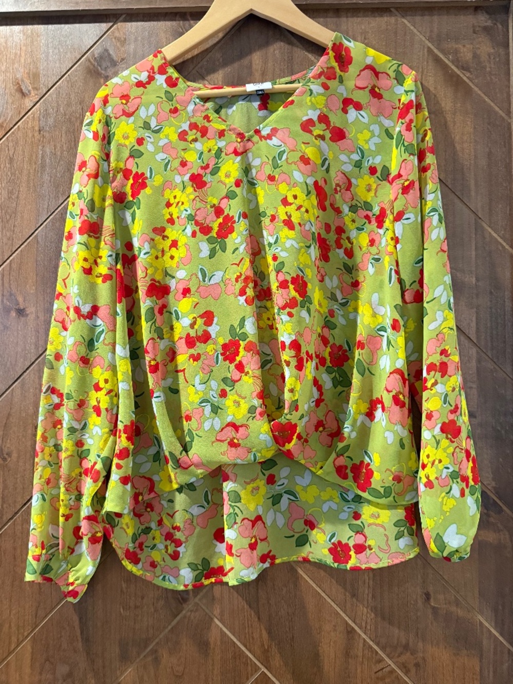 Cabi 6503 Playground Blouse Spring 2024 Large EUC